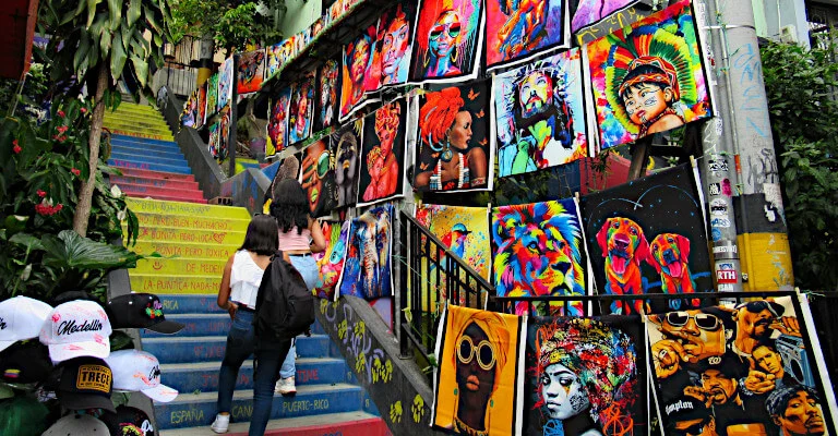 Mural art in the Comuna 13 Medellin