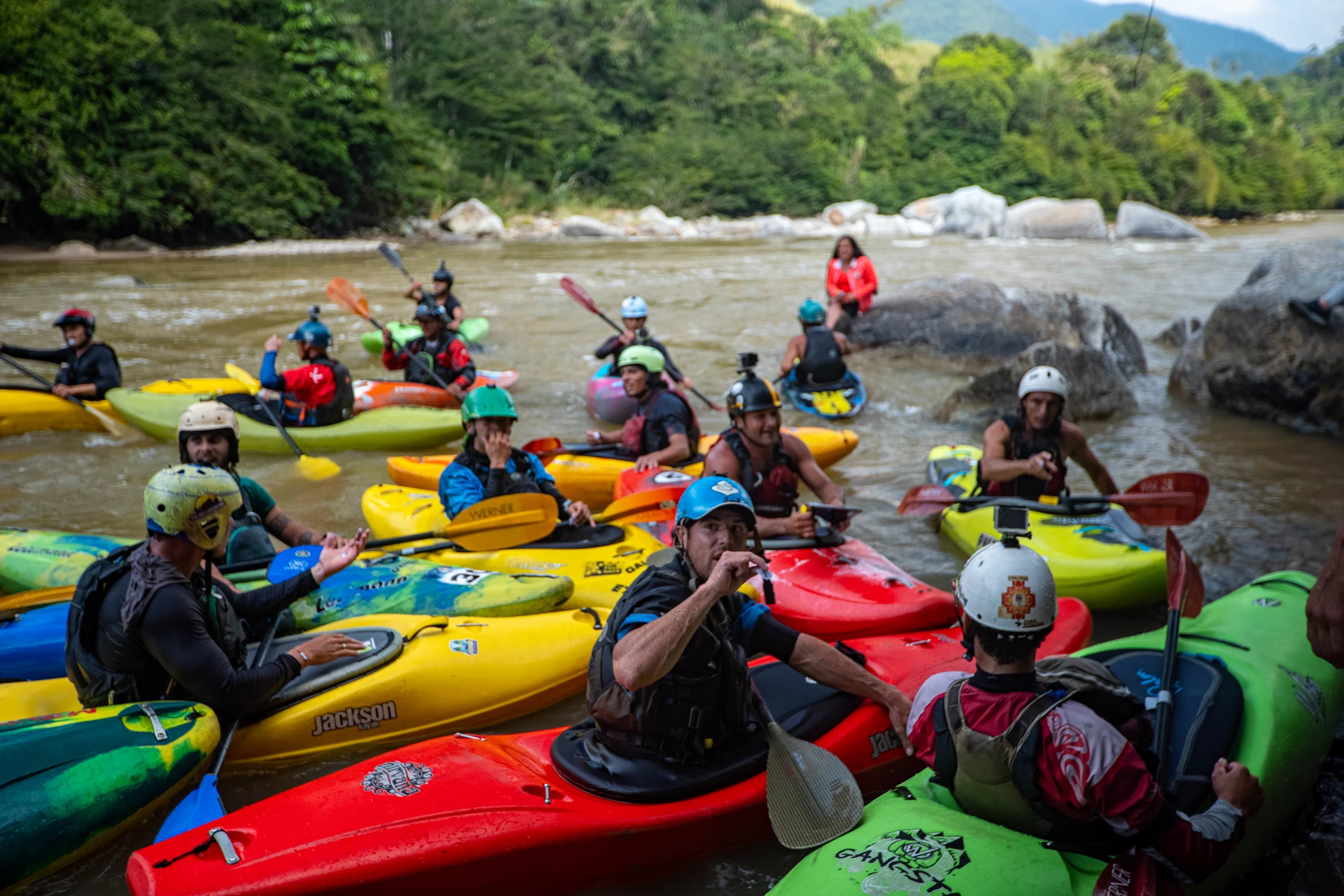 the growing kayaking colombian community